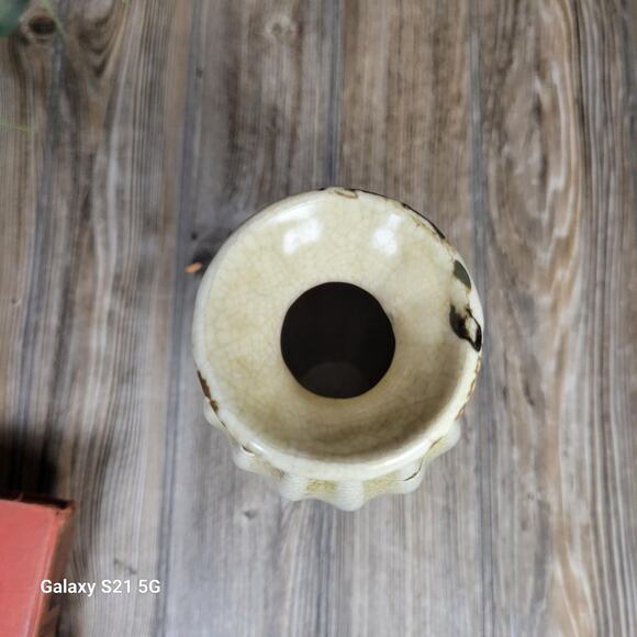 Vintage Green Leaf Vase, Ceramic Bottle Neck Vertical Rib Pottery - Picture 5 of 6